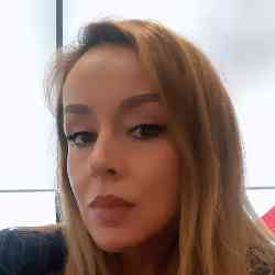 Single Albanian woman in Tirana, Tirana County, Albania