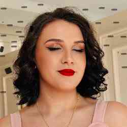 Single Albanian woman in South Lyon, MI, United States