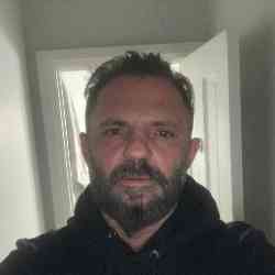 Single Albanian man in Toronto, Ontario, Canada