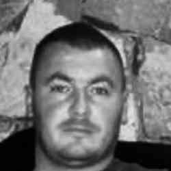 Single Albanian man in New York, New York, United States