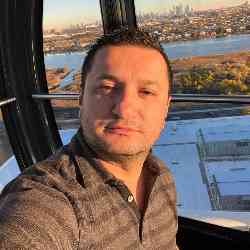 Single Albanian man in New York, New York, United States