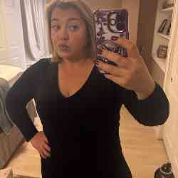 Single Albanian woman in New York, NY, United States