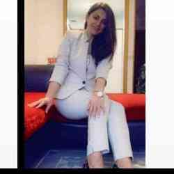 Single Albanian woman in Elbasan, Shqipëria, Albania