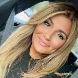 Single Albanian woman in Atlanta, GA, United States