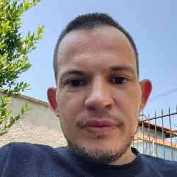 Single Albanian man in Berat, Berat County, Albania