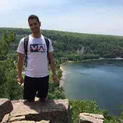 Single Albanian man in Janesville, WI, United States