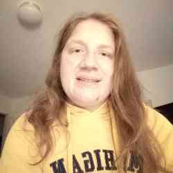 Single Albanian woman in Norristown, PA, United States