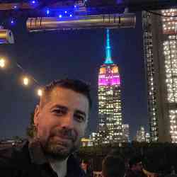 Single Albanian man in New York, NY, United States