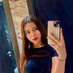 Single Albanian woman in Paris, France, France