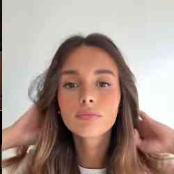 Single Albanian woman in New York, NY, United States