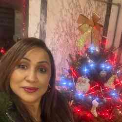 Single Albanian woman in New York, NY, United States