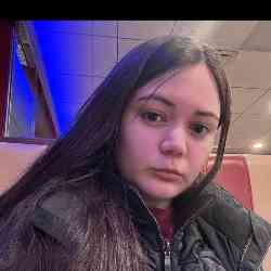 Single Albanian woman in White Plains, Nueva York, United States