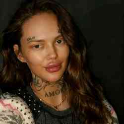 Single Albanian woman in Manchester, UK, United Kingdom