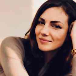 Single Albanian woman in Ludwigsburg, Deutschland, Germany