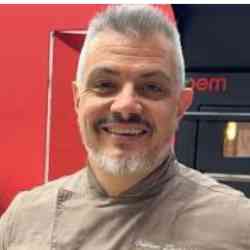 Single Albanian man in New York, NY, United States