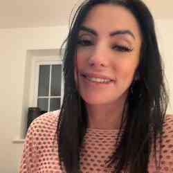 Single Albanian woman in Sittingbourne, UK, United Kingdom