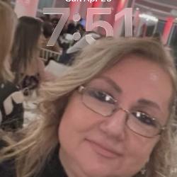 Single Albanian woman in Staatsburg, NY, United States