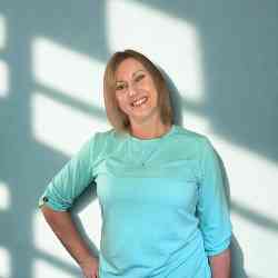 Single Albanian woman in Omaha, NE, United States