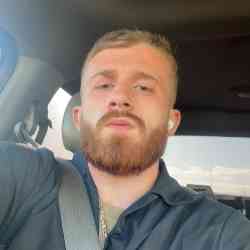 Single Albanian man in Chicago, IL, United States