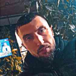 Single Albanian man in Elbasan, Shqipëria, Albania