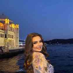 Single Albanian woman in Elbasan, Shqipëria, Albania