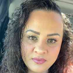Single Albanian woman in Mount Olive, NJ, United States
