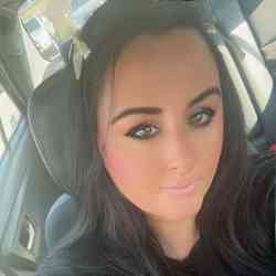 Single Albanian woman in Arlington Heights, IL, United States