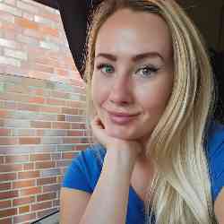 Single Albanian woman in Atlanta, GA, United States