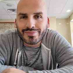 Single Albanian man in New York, NY, United States