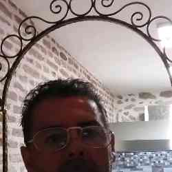 Single Albanian man in Tirana, Tirana County, Albania