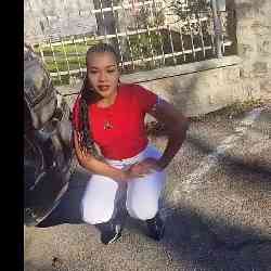 Single Black woman in Brescello, RE, Italy