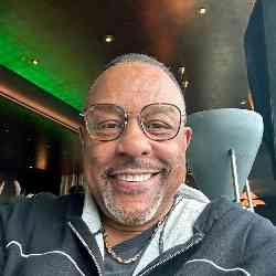 Single Black man in Miami, FL, United States