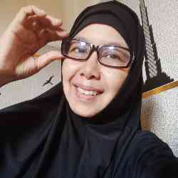Single Muslim woman in Magetan, Magetan Regency, Indonesia