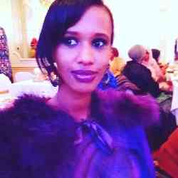 Single Muslim woman in London, UK, United Kingdom