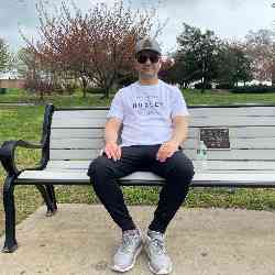 Single Turkish man in New York, New York, United States