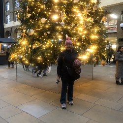 Single Turkish woman in London, England, United Kingdom