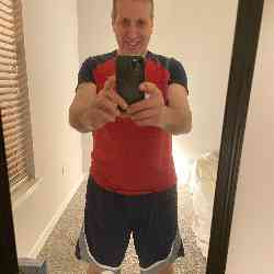 Single Turkish man in New York, New York, United States