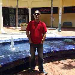 Single Turkish man in İstanbulboğazı, Perşembe, Turkey