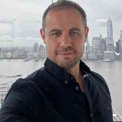 Single Turkish man in New York, NY, United States