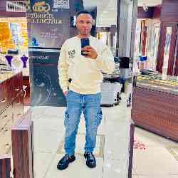 Single Turkish man in Istanbul, İstanbul, Turkey