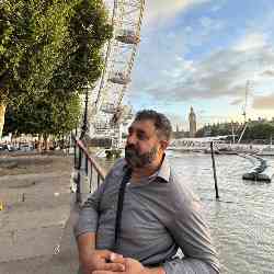 Single Turkish man in Istanbul, İstanbul, Turkey