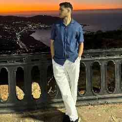 Single Turkish man in Istanbul, İstanbul, Turkey