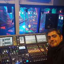 Single Turkish man in İstanbul, Türkiye, Turkey