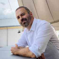 Single Turkish man in Istanbul, İstanbul, Turkey