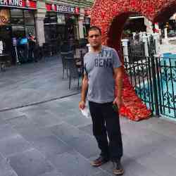 Single Turkish man in Istanbul, İstanbul, Turkey