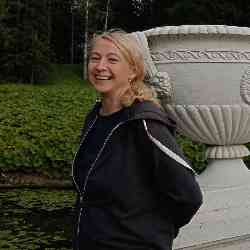 Single Turkish woman in St Petersburg, Россия, Russia