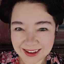 Single Turkish woman in Melbourne, VIC, Australia