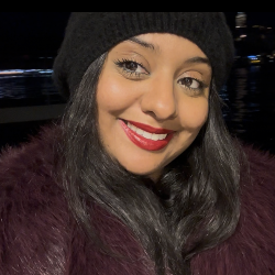 Single Turkish woman in Istanbul, İstanbul, Turkey