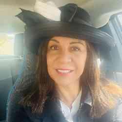 Single Turkish woman in Irvine, CA, United States