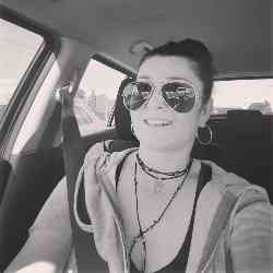 Single Turkish woman in Melbourne, Victoria, Australia